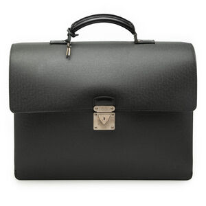 Pre-Loved Louis Vuitton Taiga Robusto 1